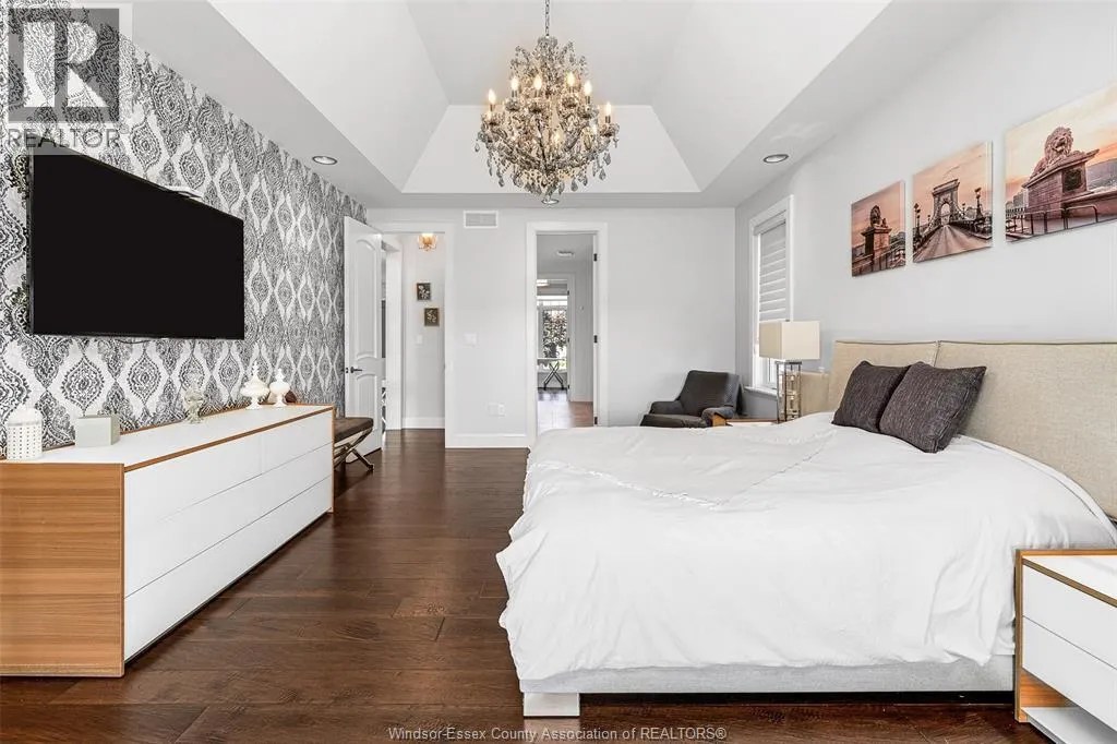 4076 ST. FRANCIS