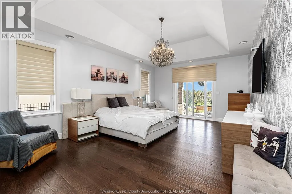 4076 ST. FRANCIS