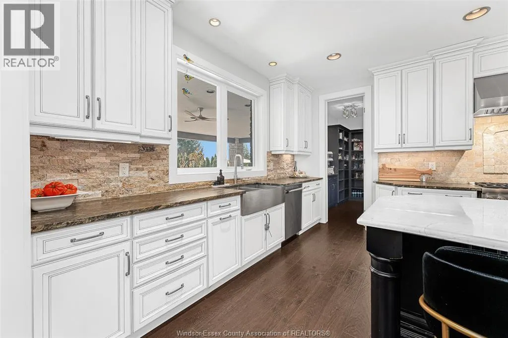 4076 ST. FRANCIS