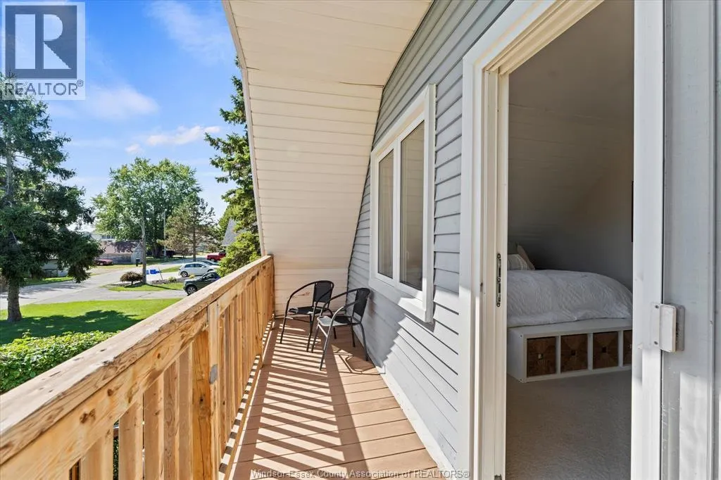374 LAKEWOOD DRIVE