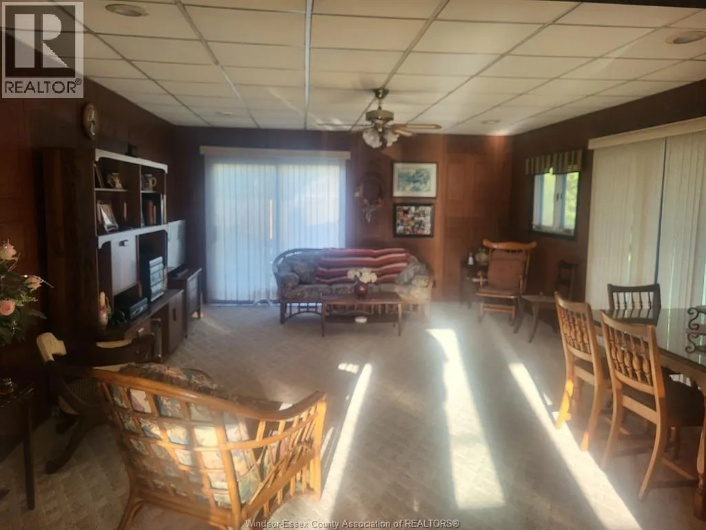 179 GOSFIELD TOWNLINE EAST