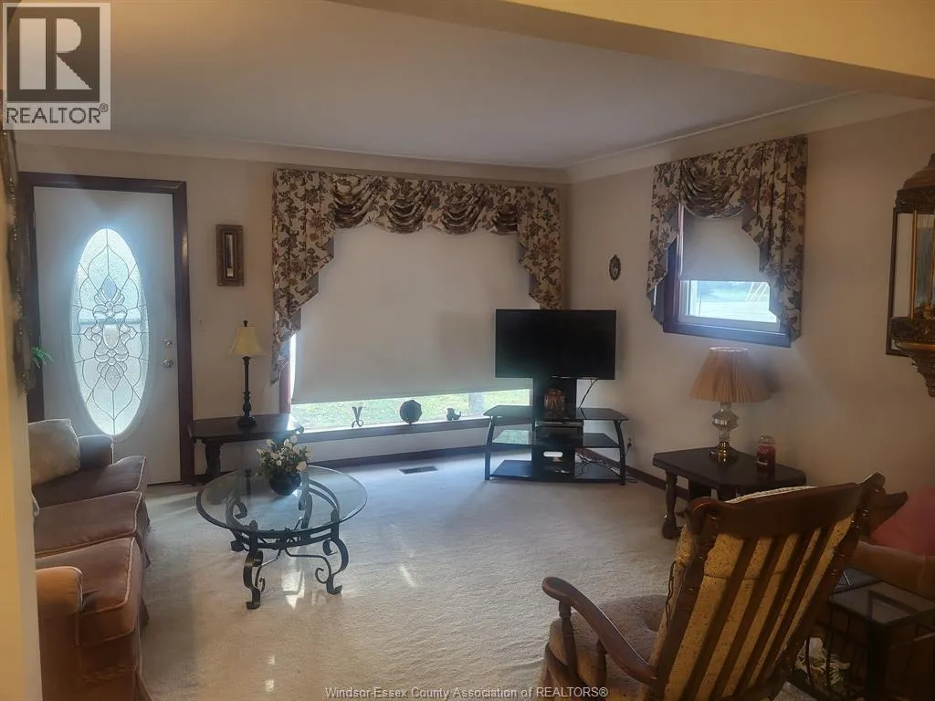 179 GOSFIELD TOWNLINE EAST