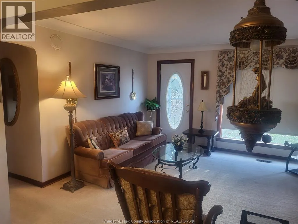 179 GOSFIELD TOWNLINE EAST