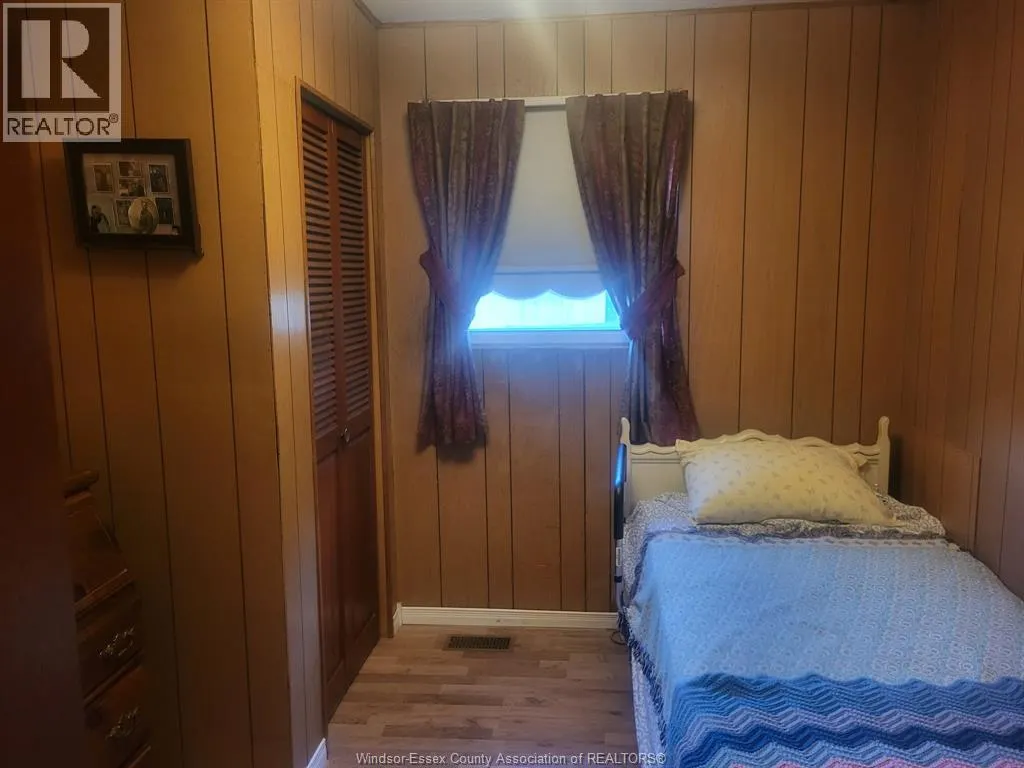 179 GOSFIELD TOWNLINE EAST