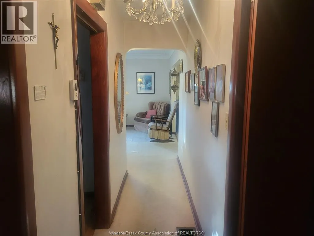 179 GOSFIELD TOWNLINE EAST