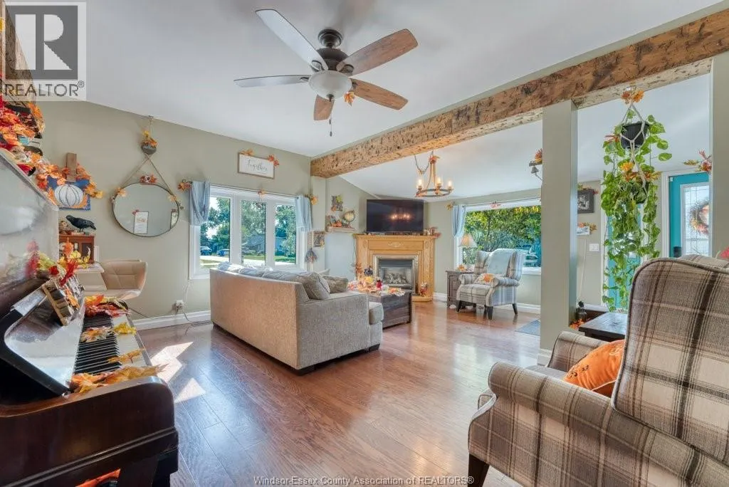 49 RIVERVIEW
