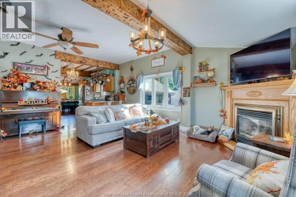 49 RIVERVIEW