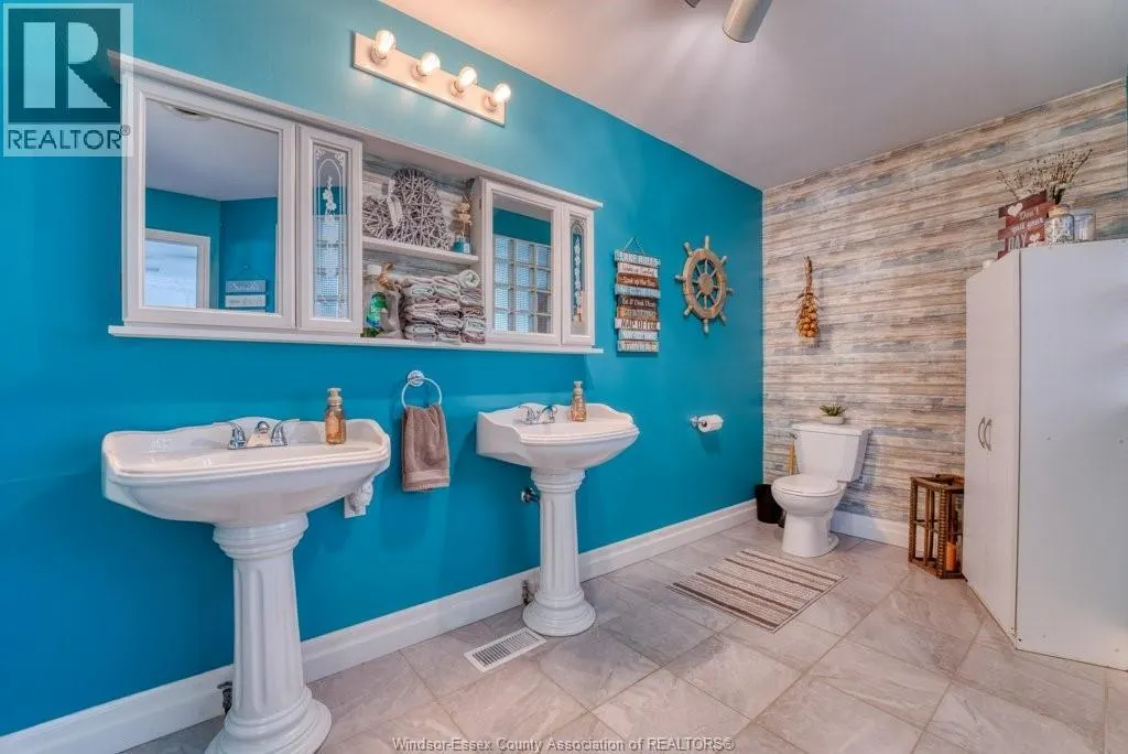 49 RIVERVIEW