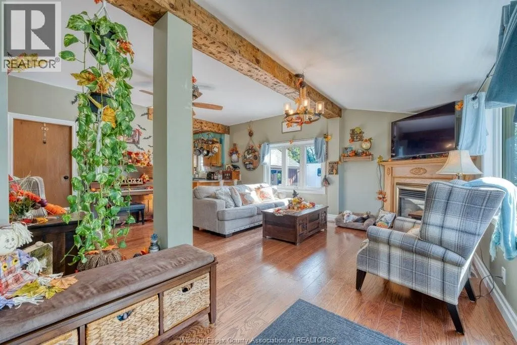 49 RIVERVIEW