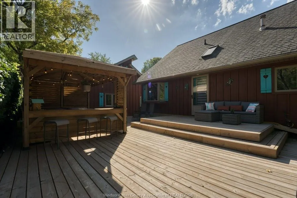 49 RIVERVIEW