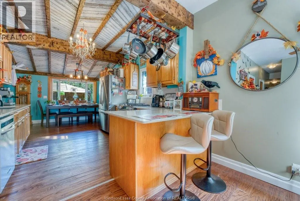 49 RIVERVIEW