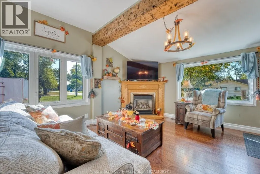 49 RIVERVIEW