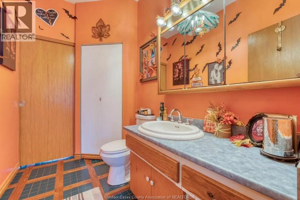 49 RIVERVIEW