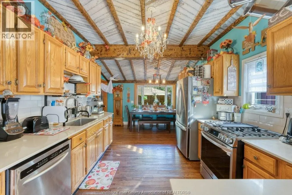 49 RIVERVIEW