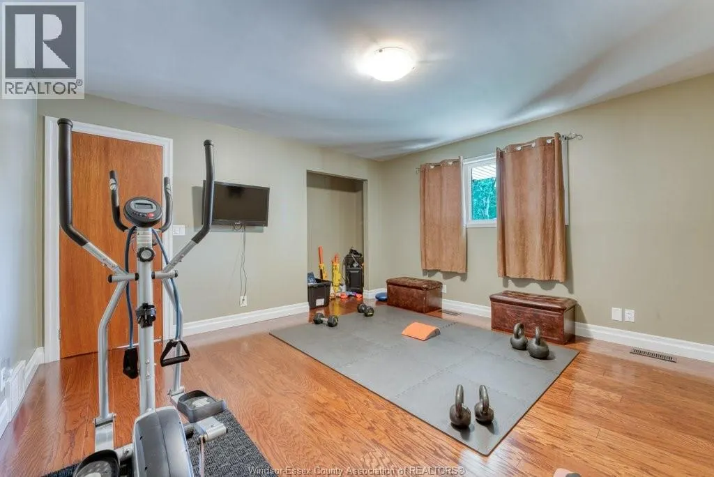 49 RIVERVIEW