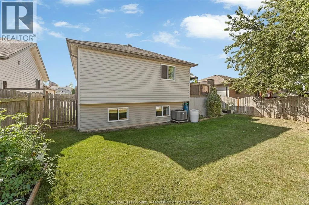 10 Hainer COURT