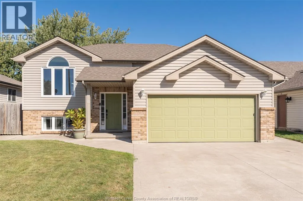 10 Hainer COURT