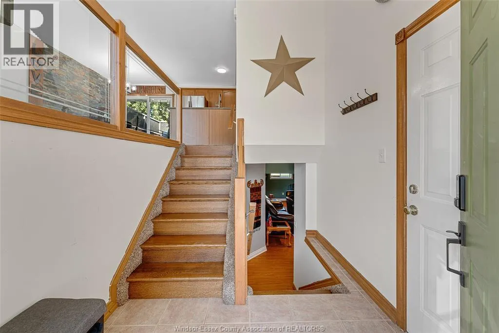 10 Hainer COURT