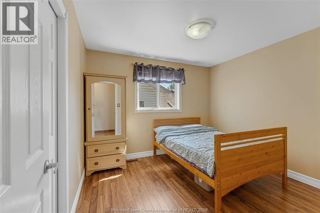10 Hainer COURT