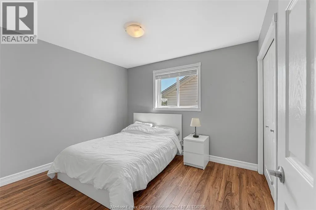 10 Hainer COURT