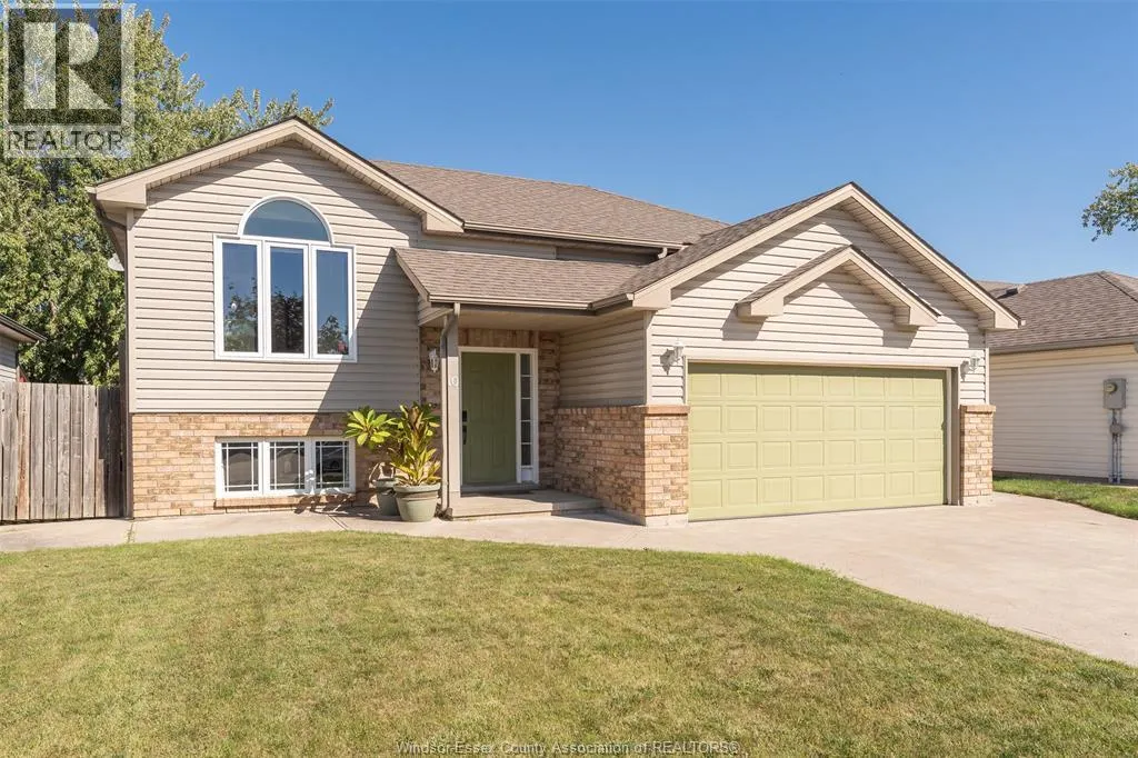 10 Hainer COURT