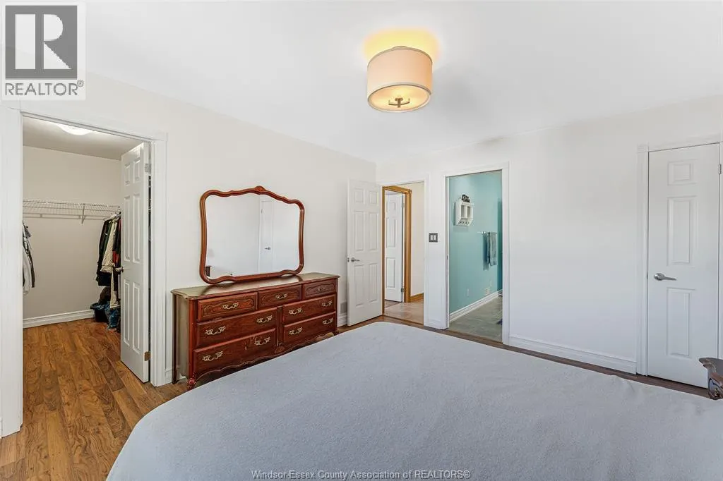 10 Hainer COURT