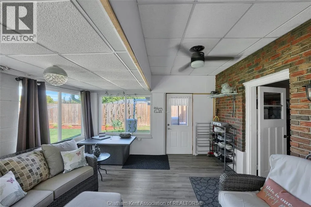11 Highland DRIVE