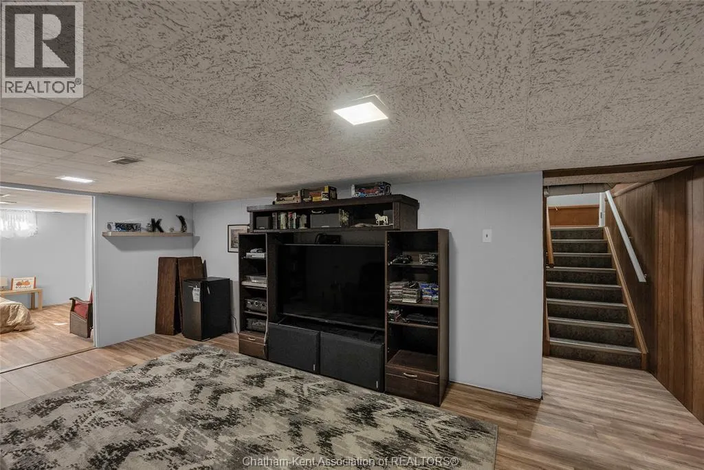 11 Highland DRIVE