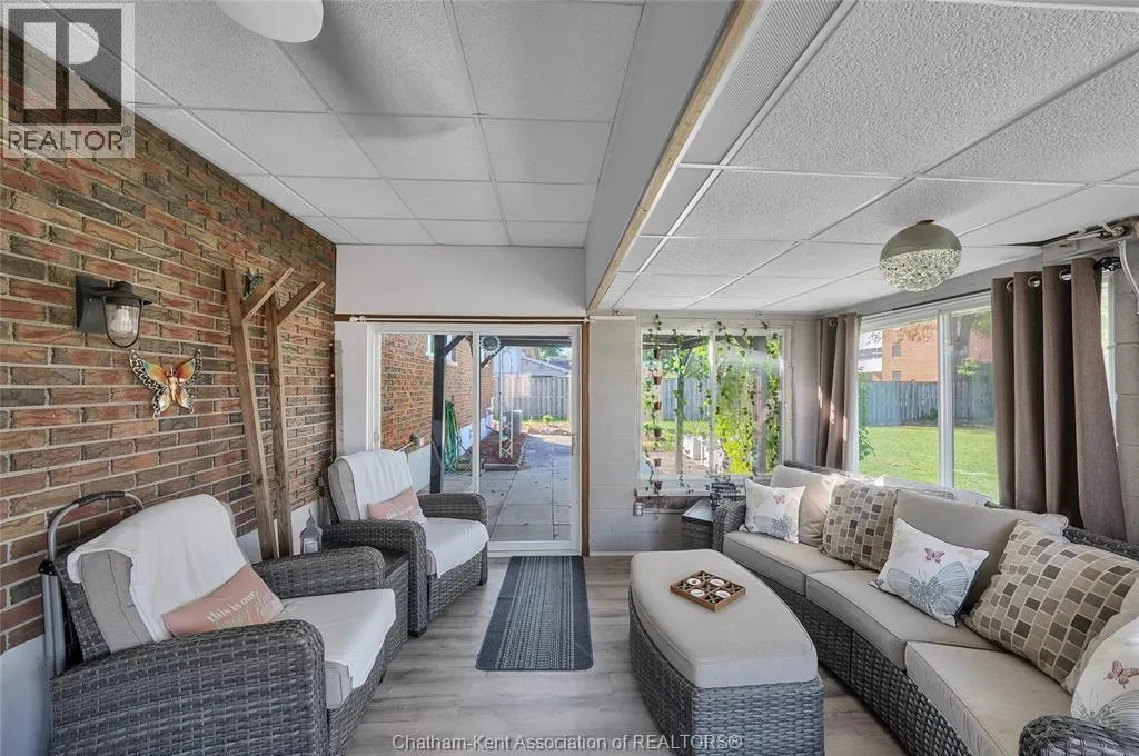 11 Highland DRIVE