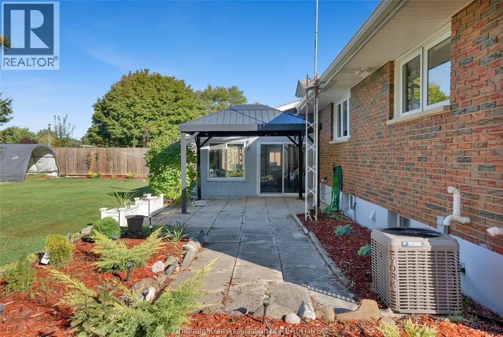 11 Highland DRIVE