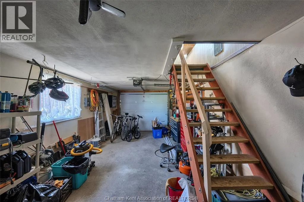11 Highland DRIVE