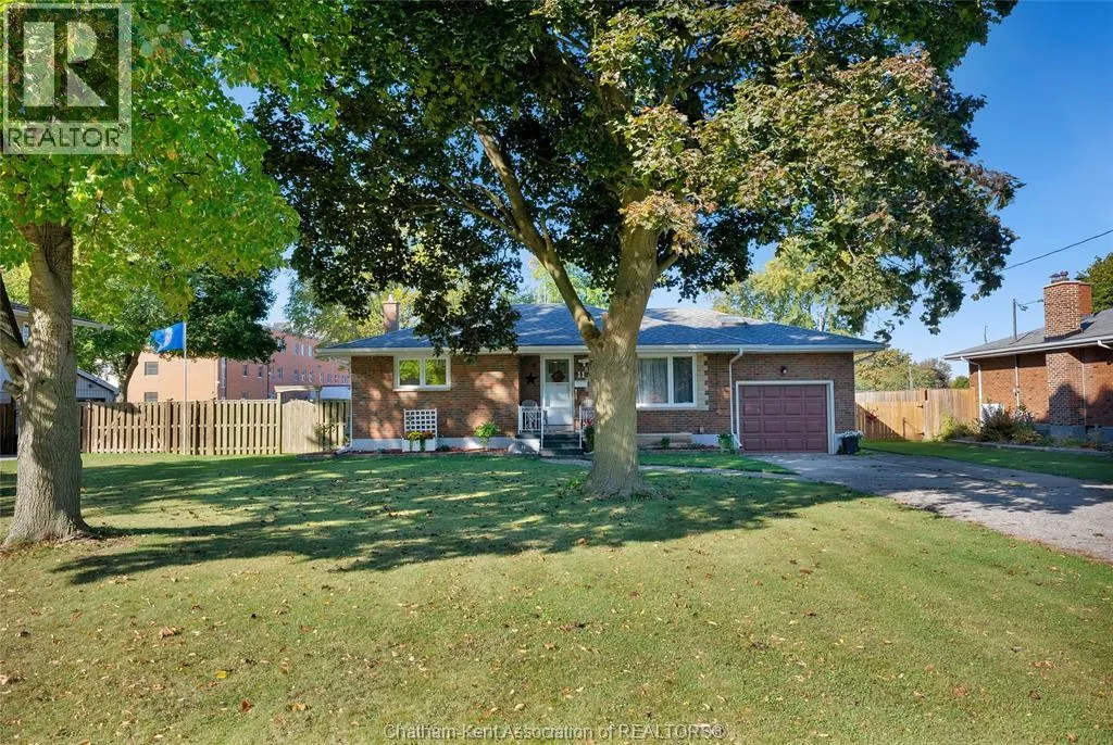11 Highland DRIVE