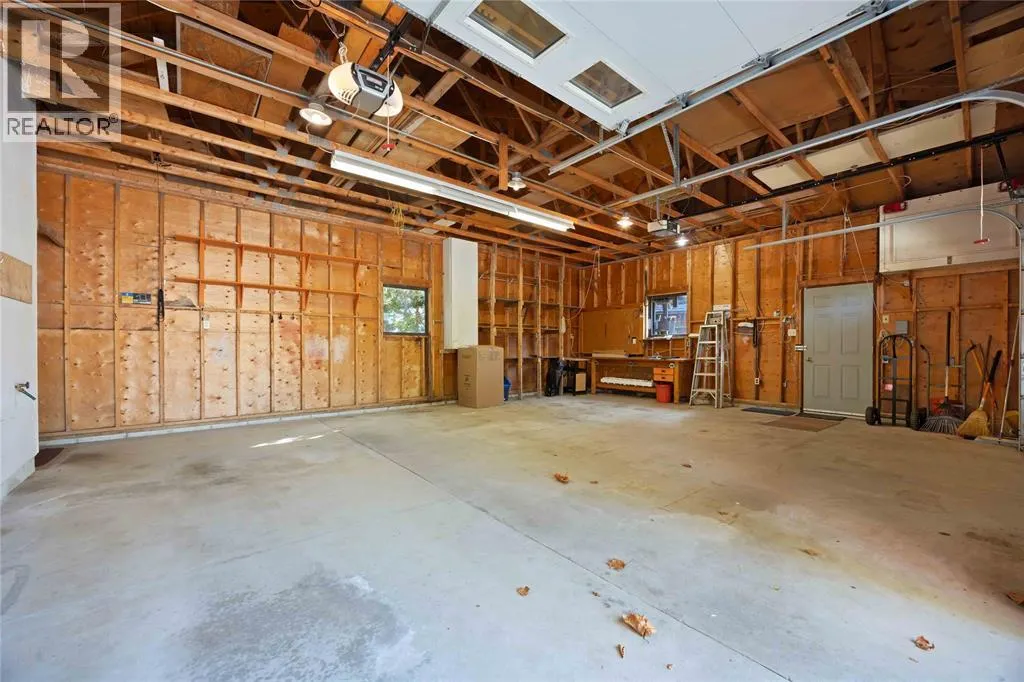 1311 Lakeshore ROAD