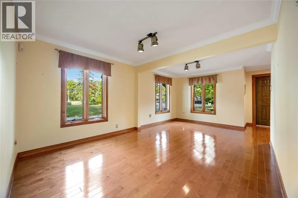 1311 Lakeshore ROAD