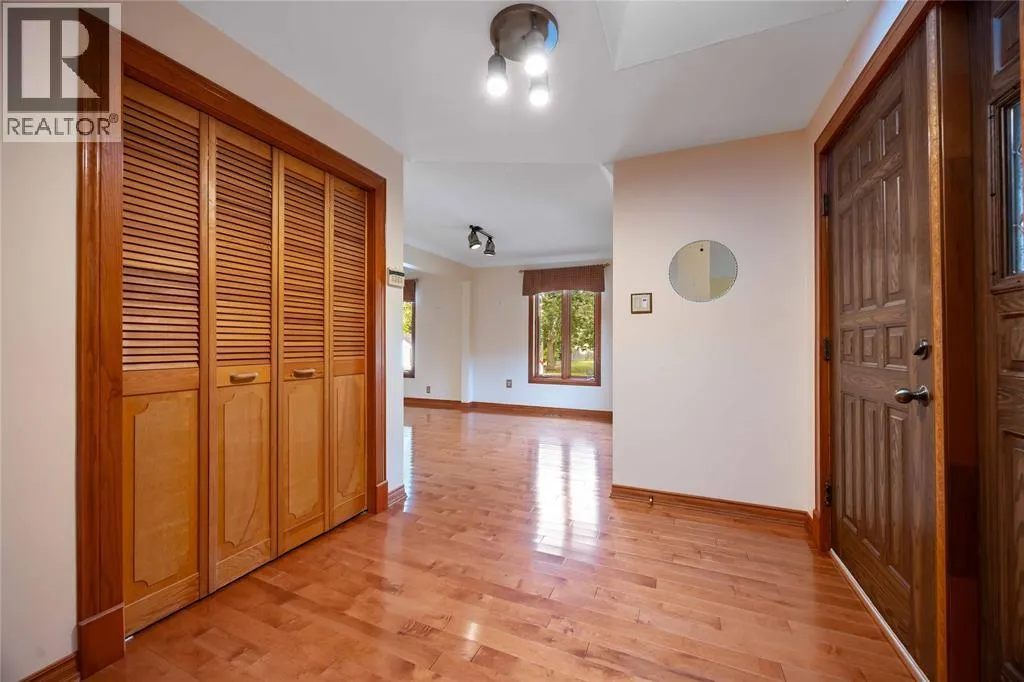 1311 Lakeshore ROAD