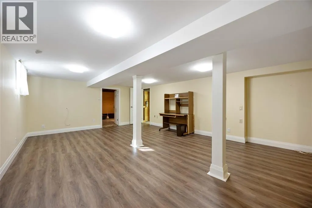 1311 Lakeshore ROAD