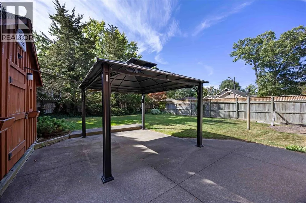 1311 Lakeshore ROAD