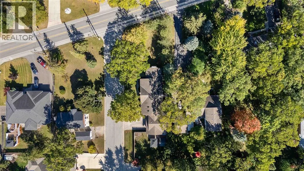 1311 Lakeshore ROAD