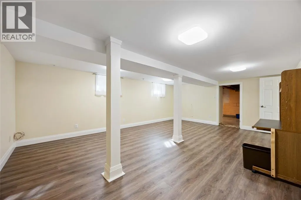 1311 Lakeshore ROAD