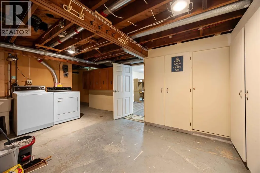 1311 Lakeshore ROAD