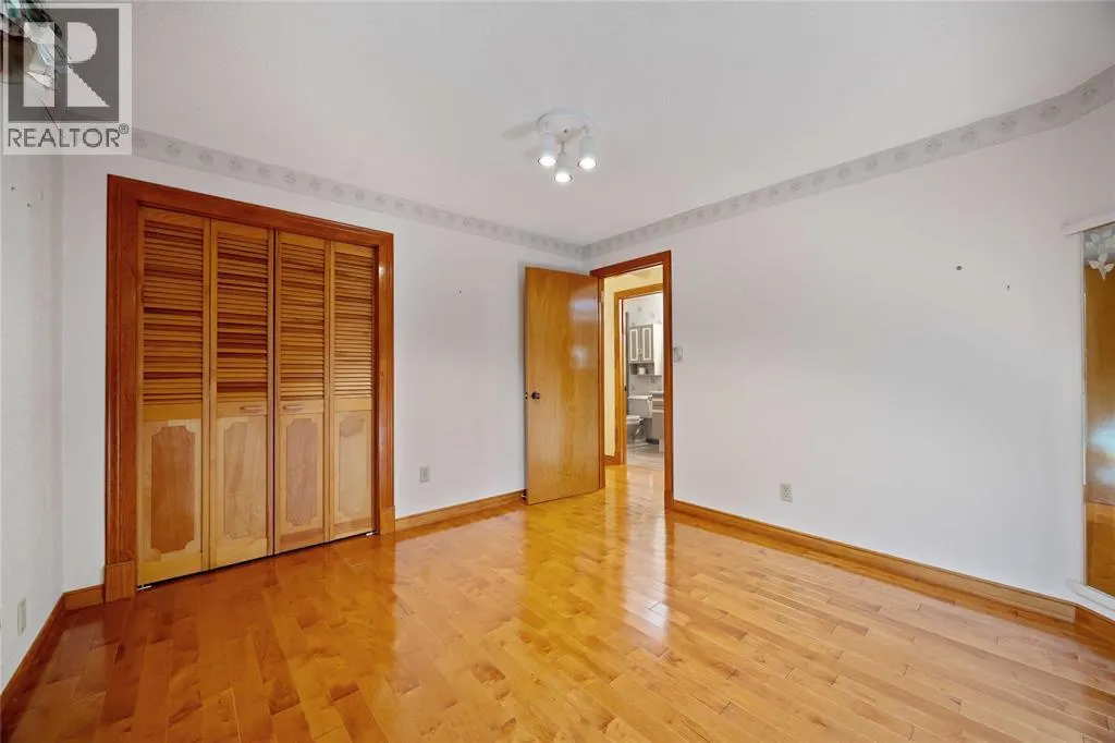 1311 Lakeshore ROAD