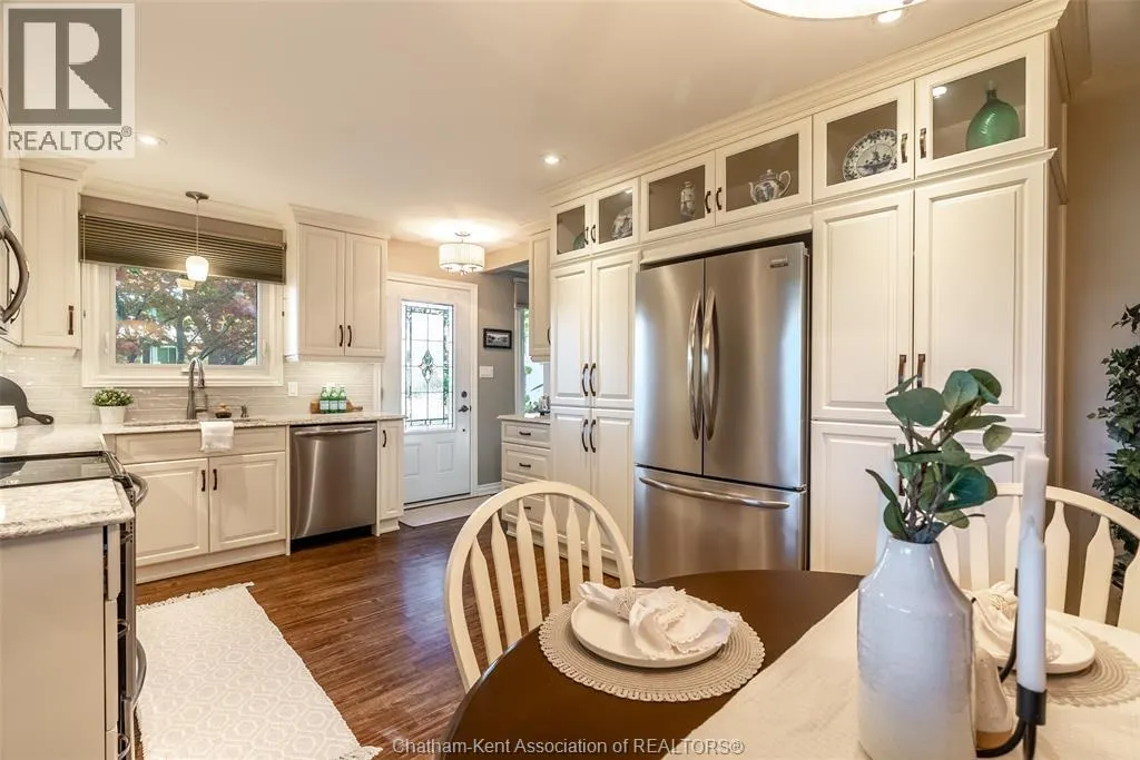 21 Thornhill CRESCENT