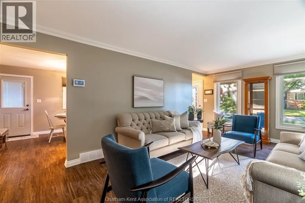 21 Thornhill CRESCENT