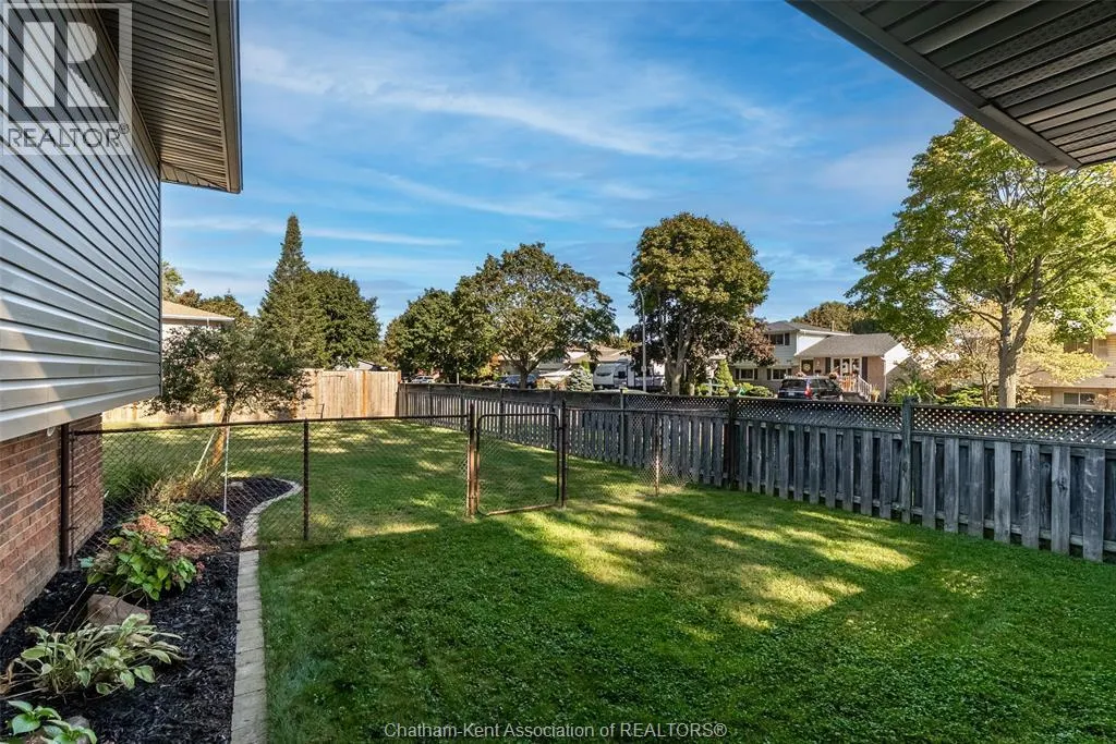 21 Thornhill CRESCENT