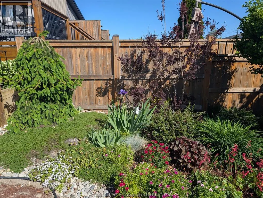 71 CLARA CRESCENT