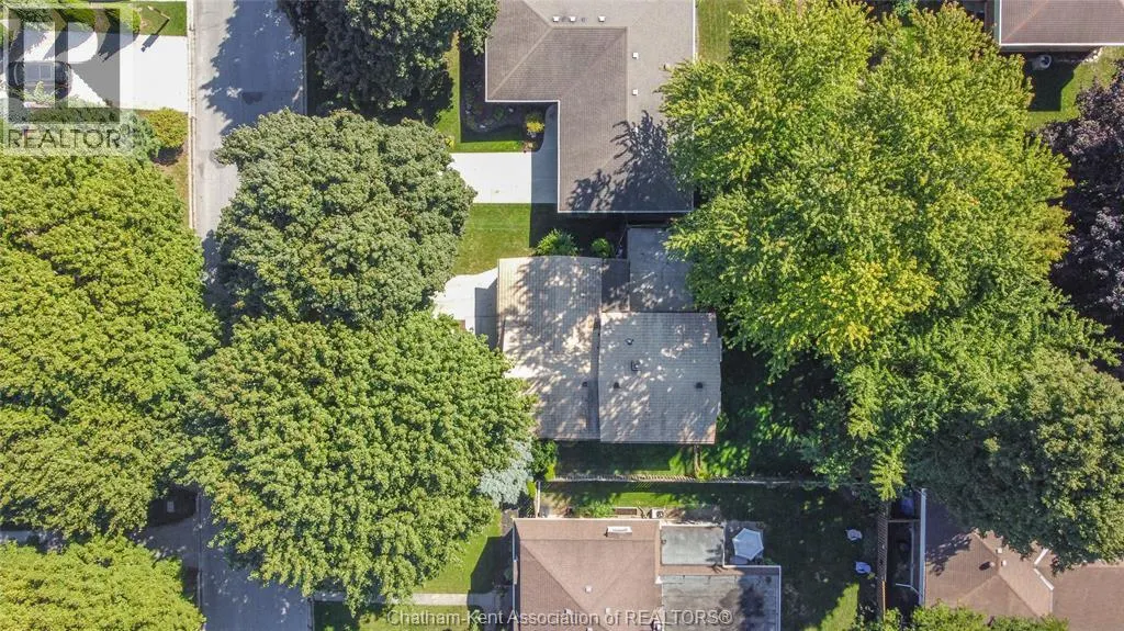 110 CRYSTAL DRIVE