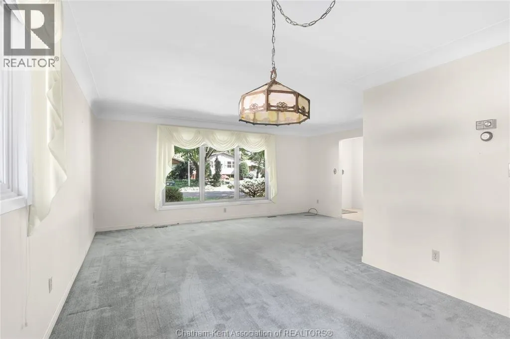 110 CRYSTAL DRIVE