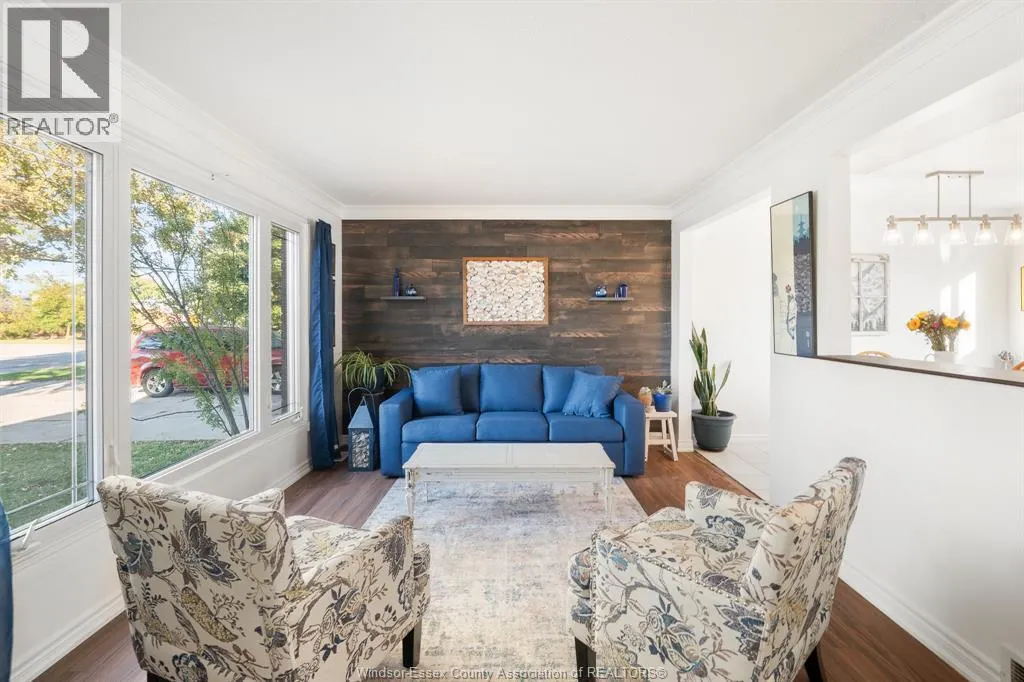 346 Maidstone AVENUE East