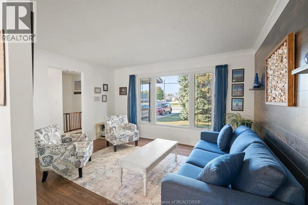 346 Maidstone AVENUE East