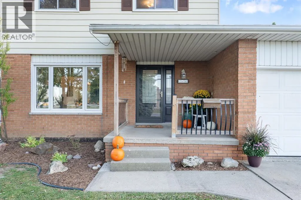 346 Maidstone AVENUE East